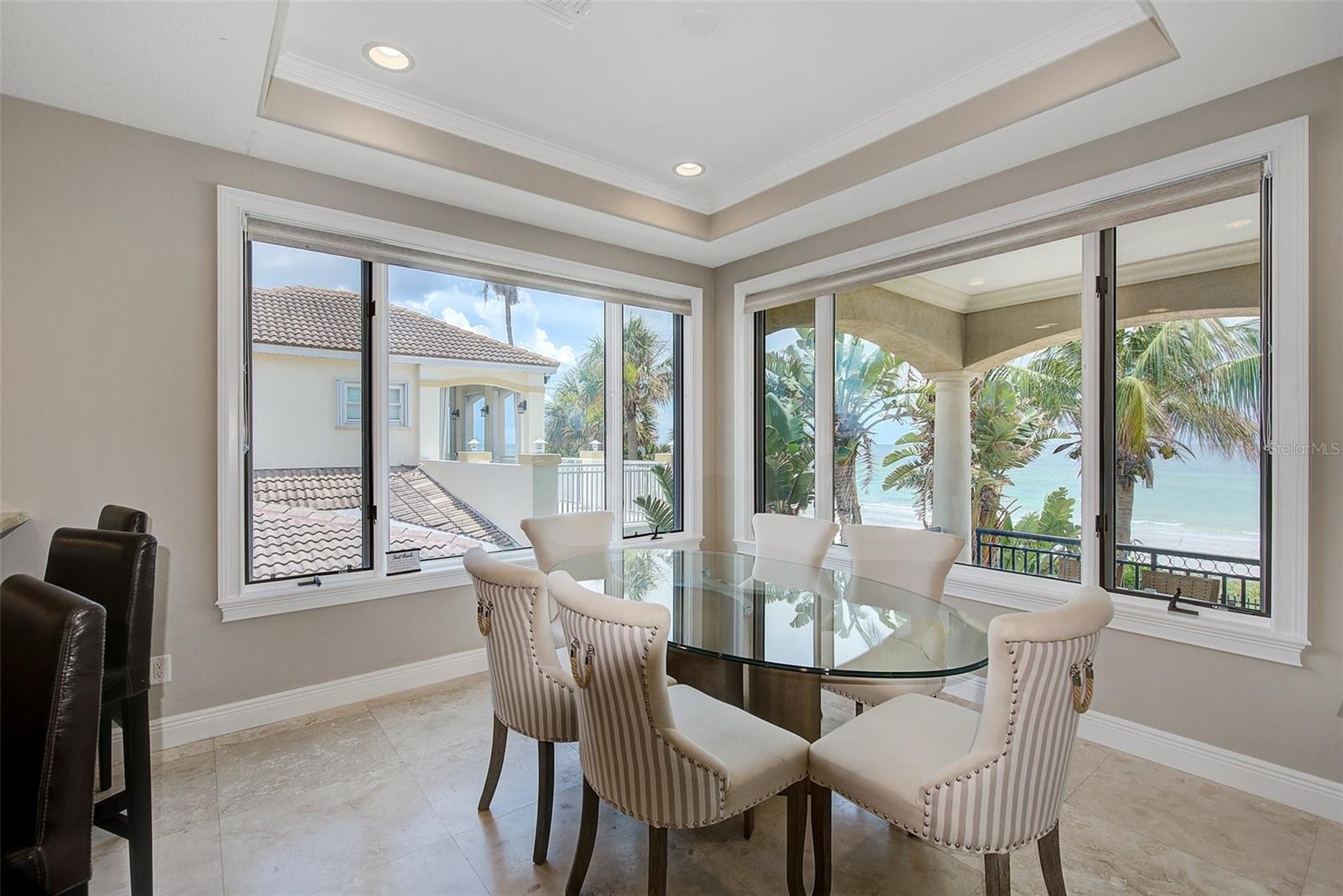 LONE PALM BEACH 1ST ADD - Residential