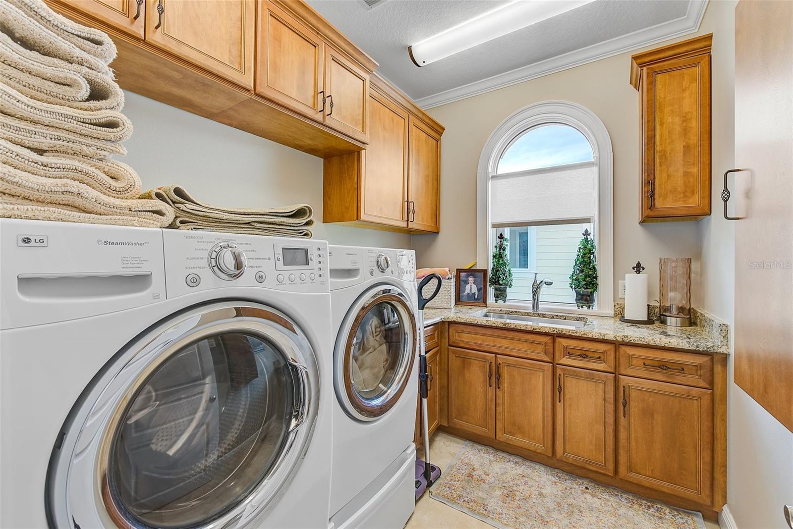 LONE PALM BEACH 1ST ADD - Residential