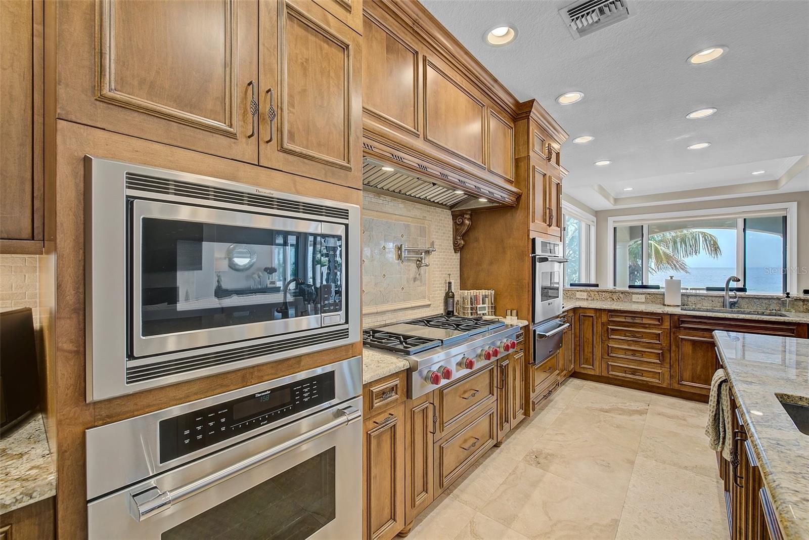 LONE PALM BEACH 1ST ADD - Residential