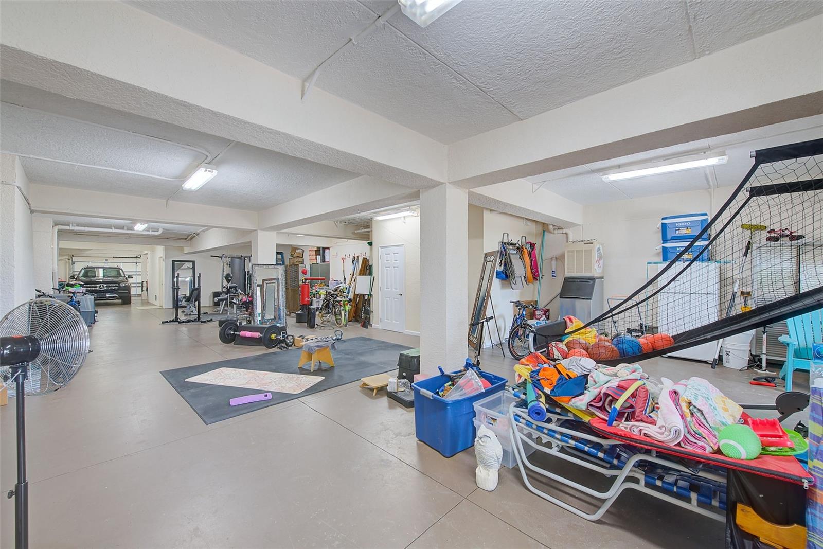 LONE PALM BEACH 1ST ADD - Residential