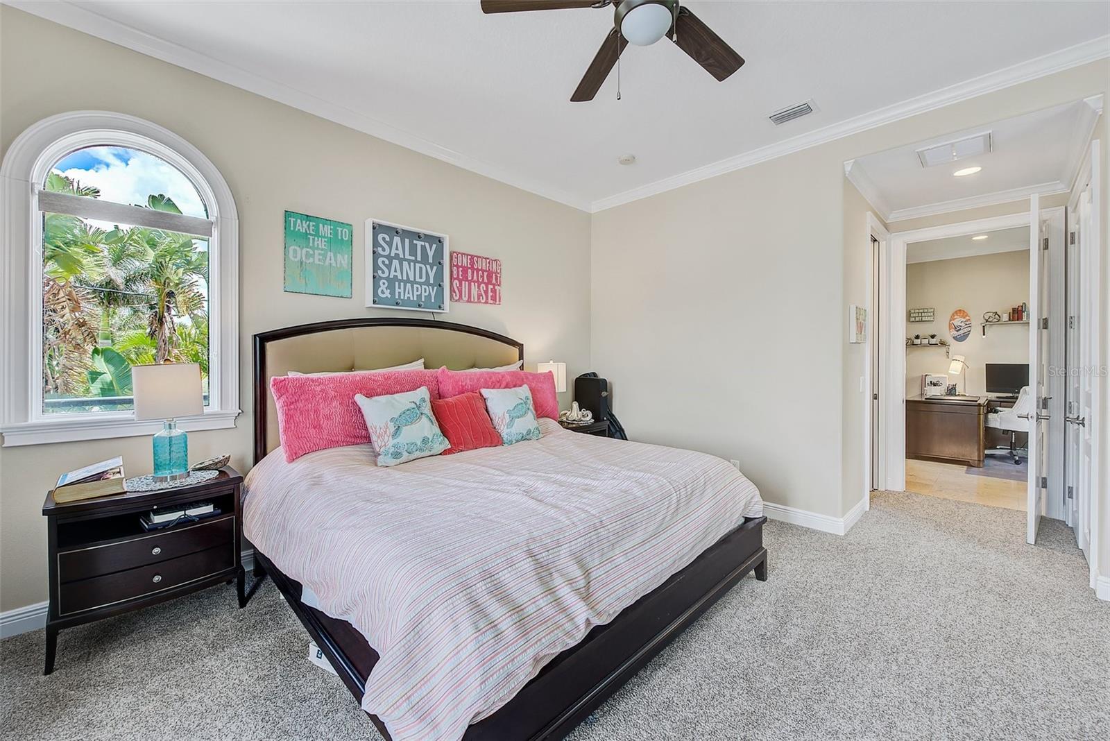 LONE PALM BEACH 1ST ADD - Residential