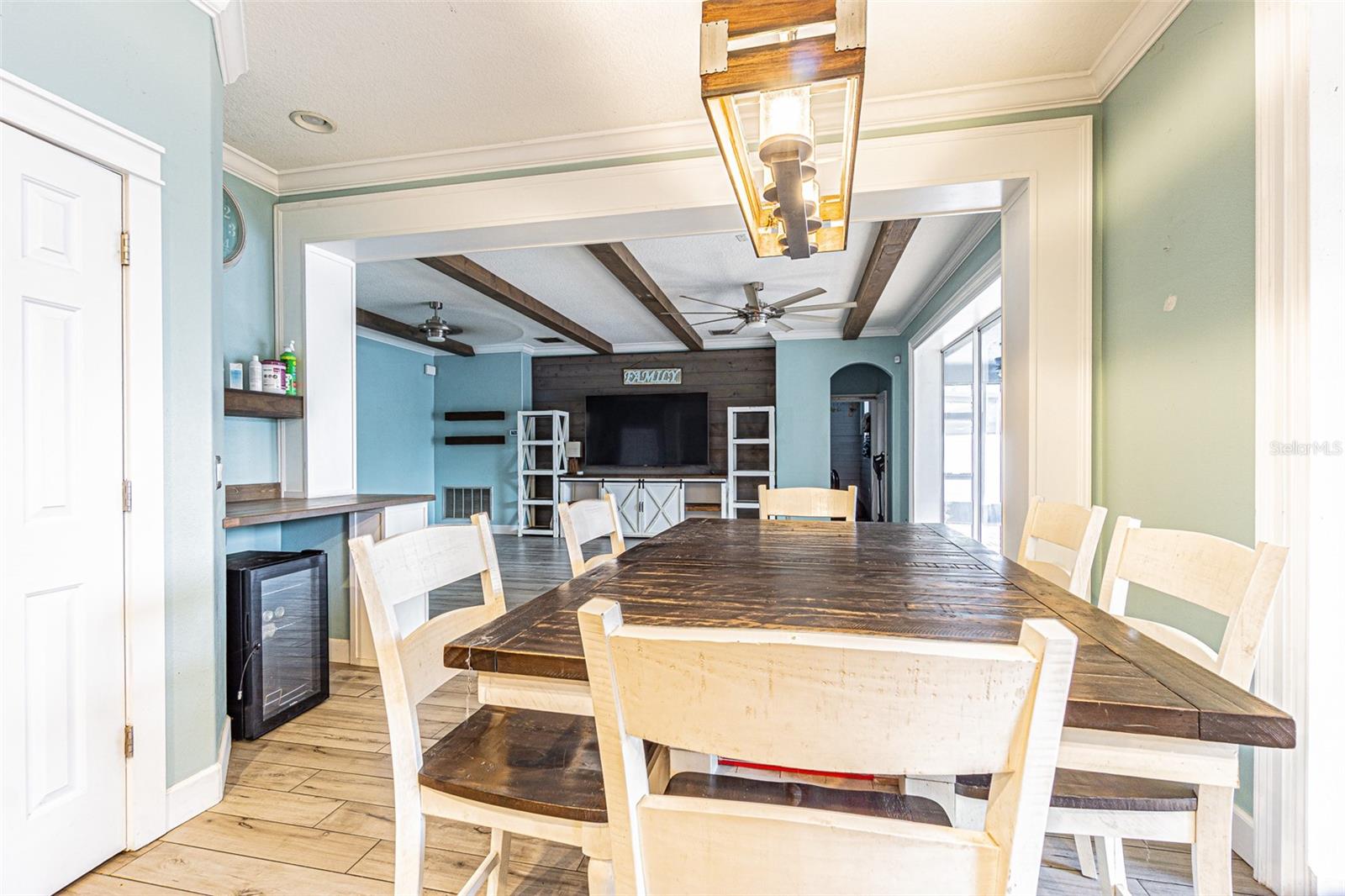 WINDCREST COMMONS - Residential