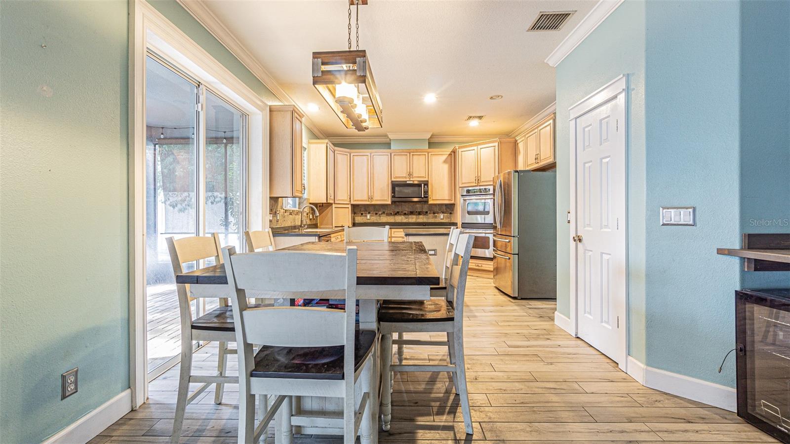 WINDCREST COMMONS - Residential