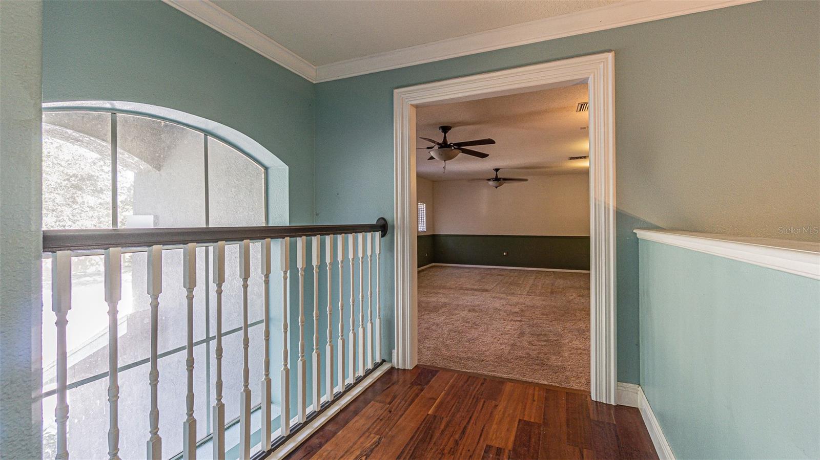 WINDCREST COMMONS - Residential