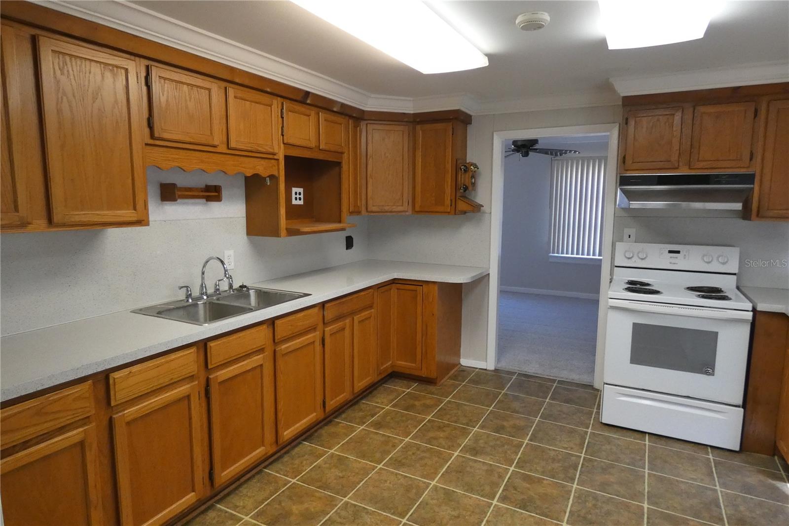 INTER BAY - Residential Lease