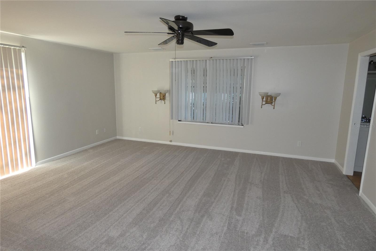 INTER BAY - Residential Lease