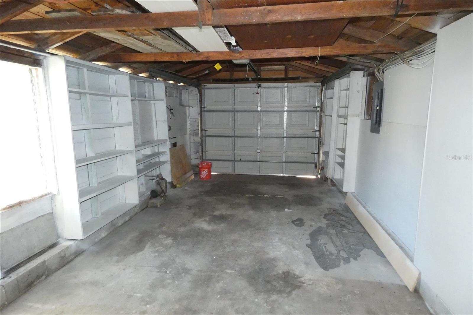 INTER BAY - Residential Lease