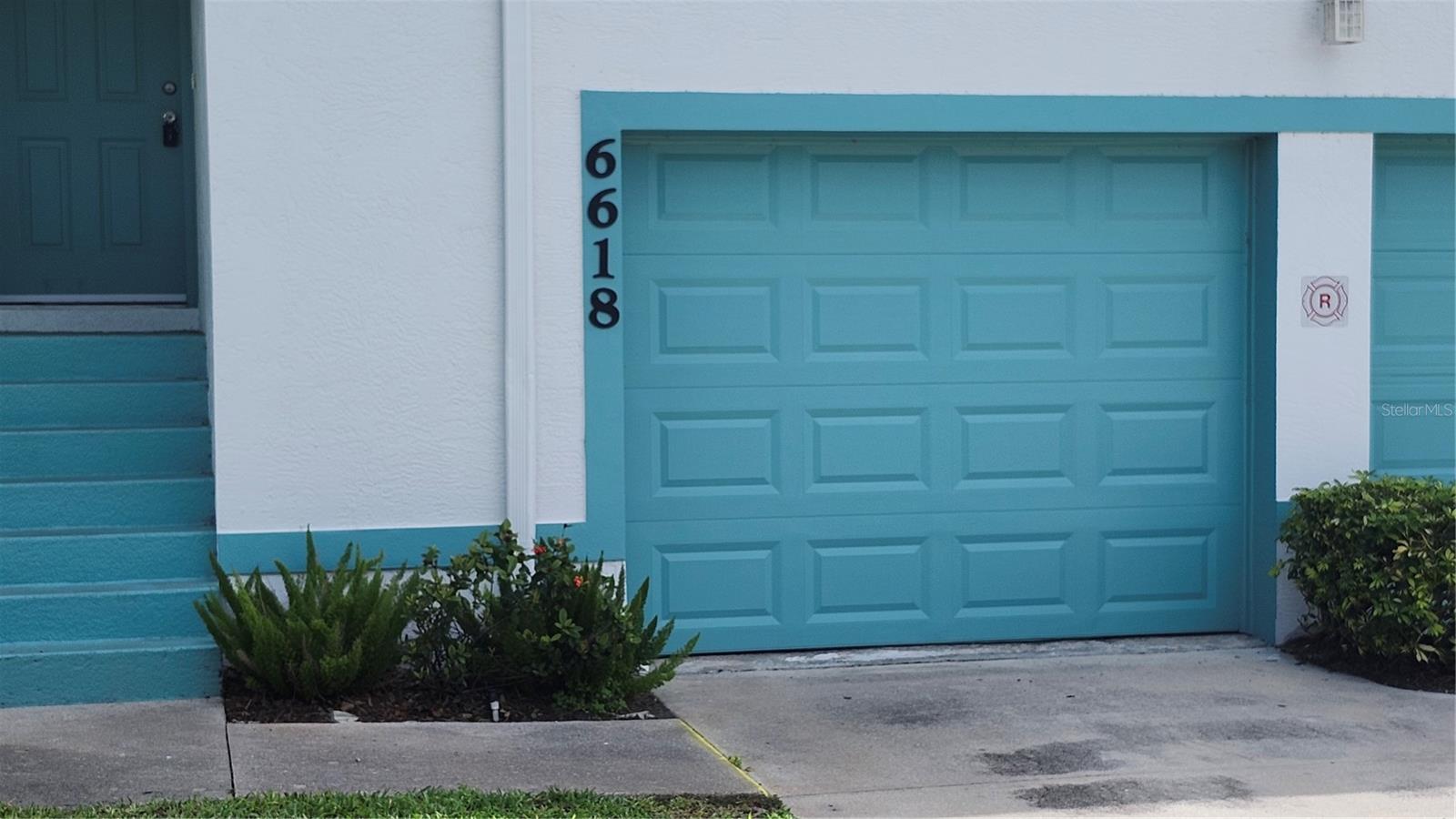 6618 PINEVIEW TERRACE 6618
