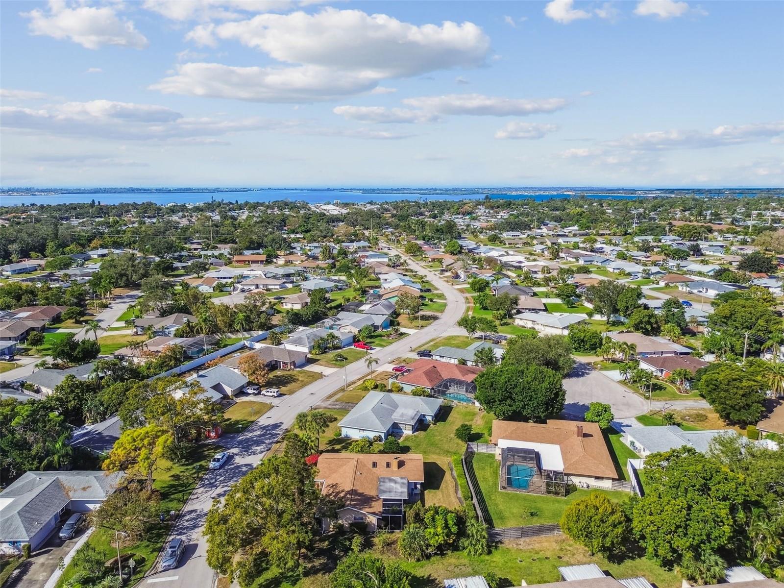 POINTE WEST - Residential