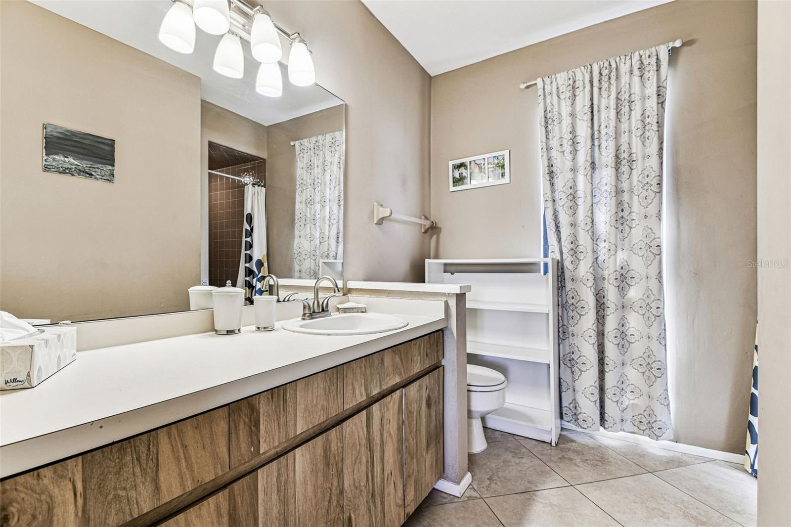 POINTE WEST - Residential