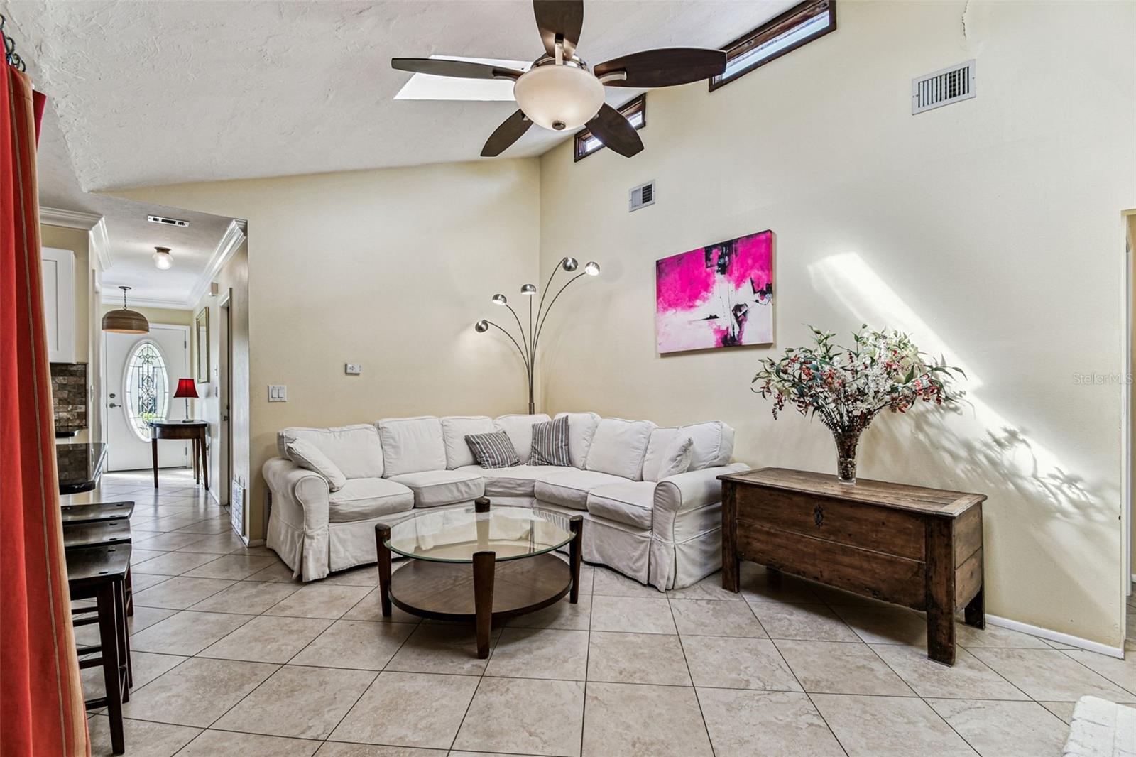 POINTE WEST - Residential