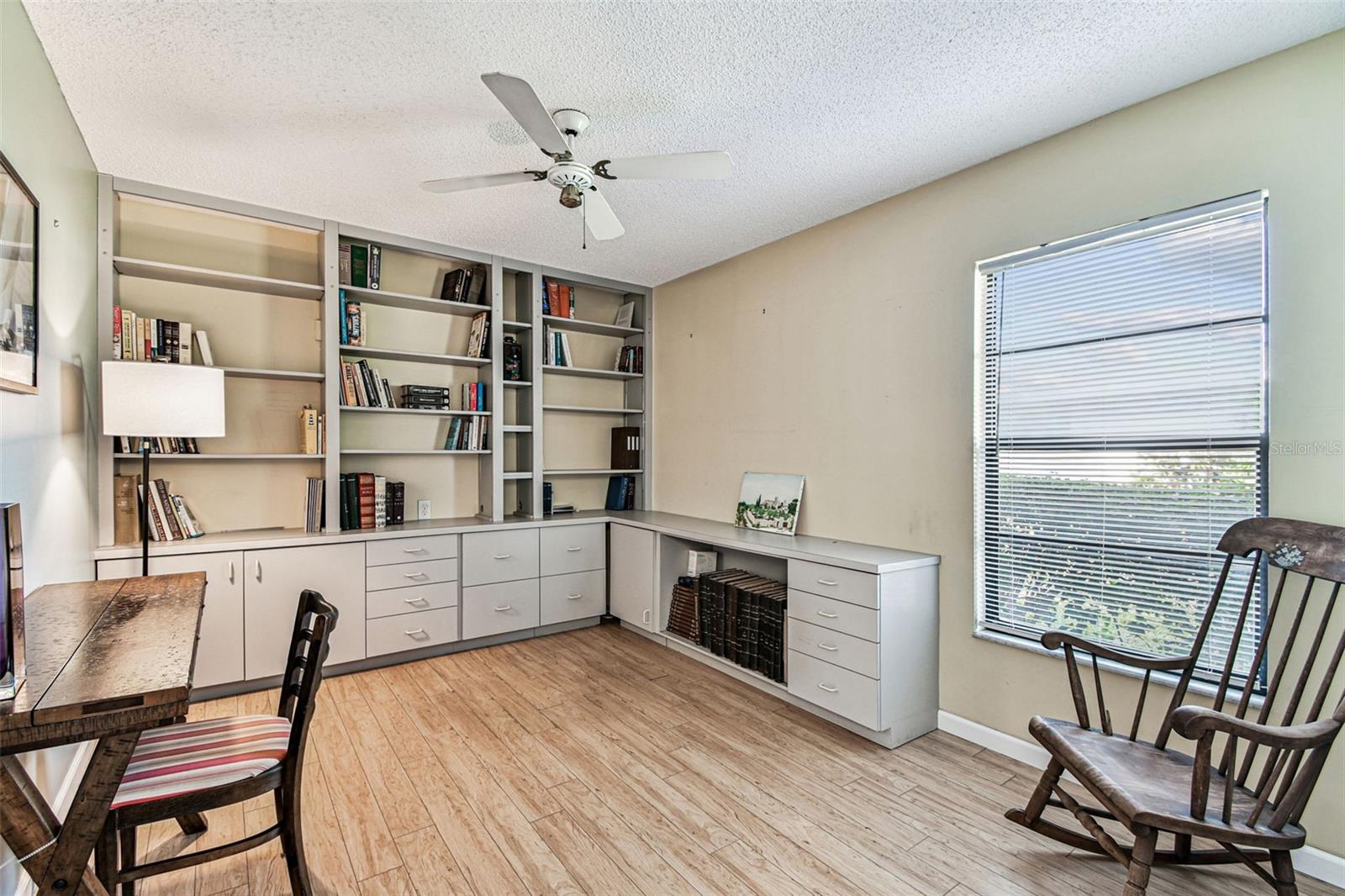 POINTE WEST - Residential