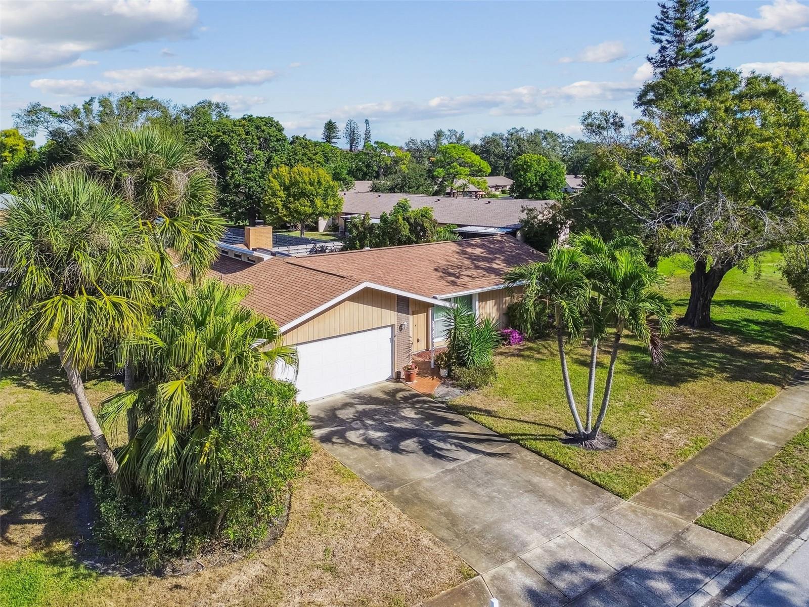 POINTE WEST - Residential