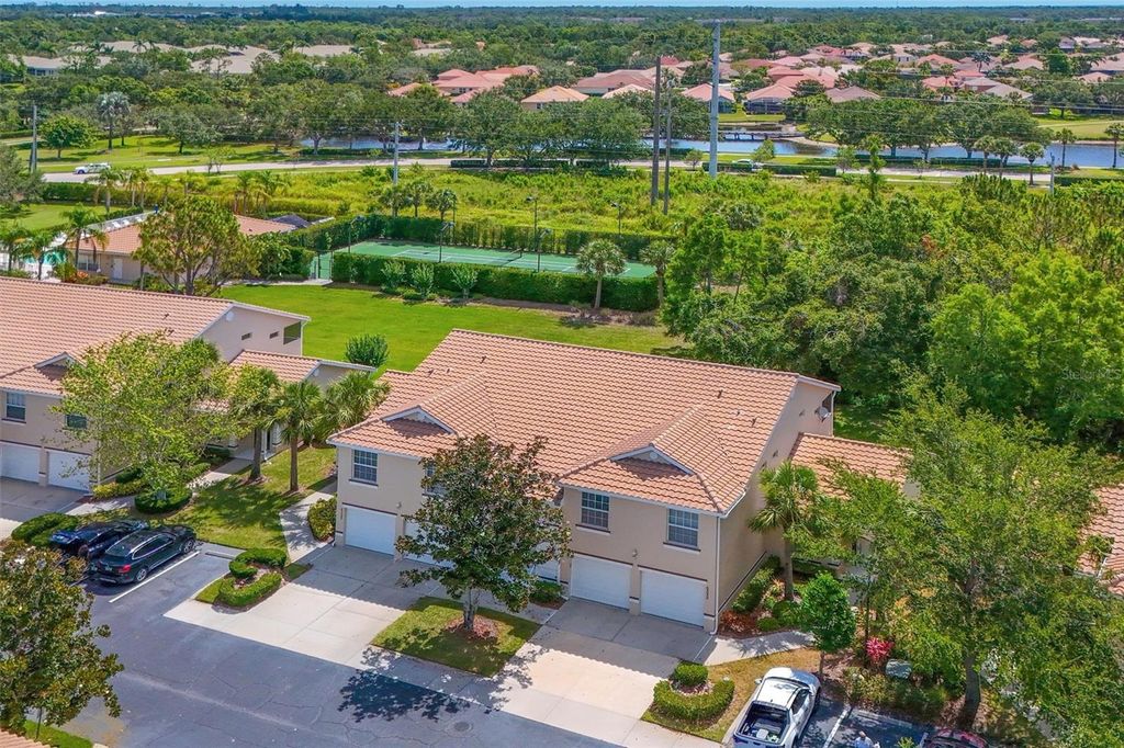 Photo of 6335 Bay Cedar Lane, Bradenton, FL 34203 (MLS # A4665232)