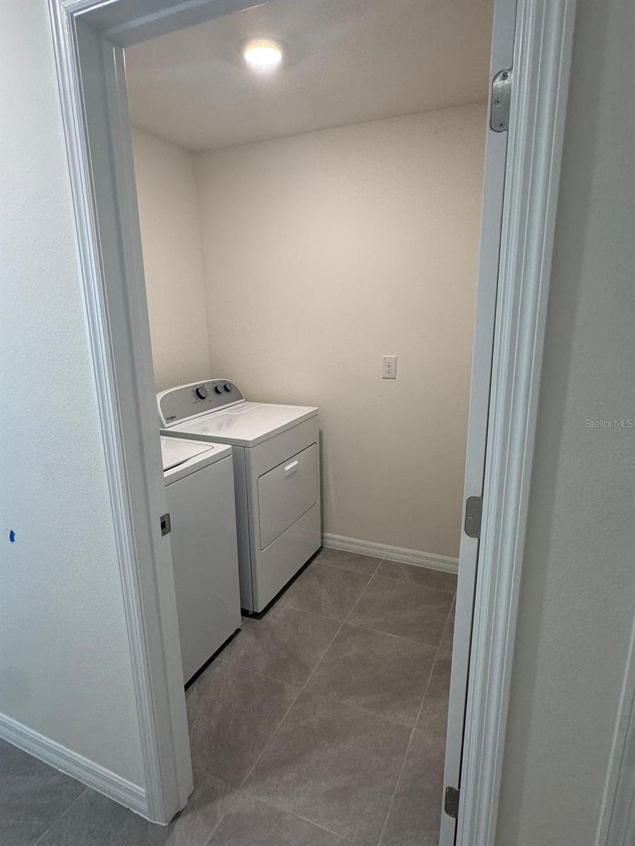 EMERSON POINTE - Residential Lease