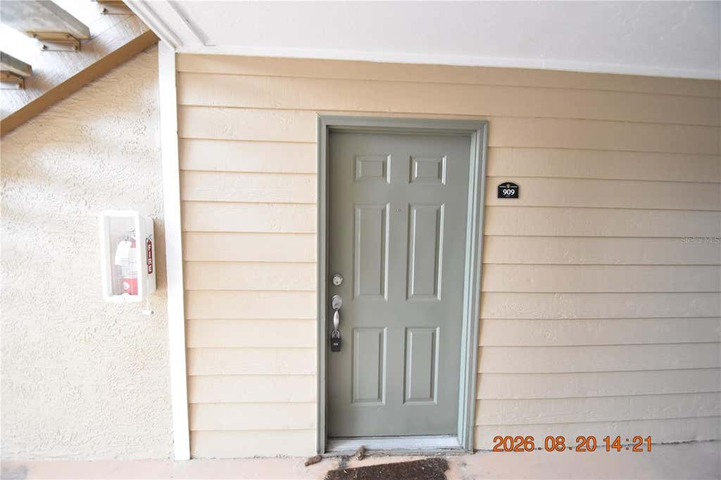 Photo of 9481 Highland Oak Drive #909, Tampa, FL 33647 (MLS # TB8541186)