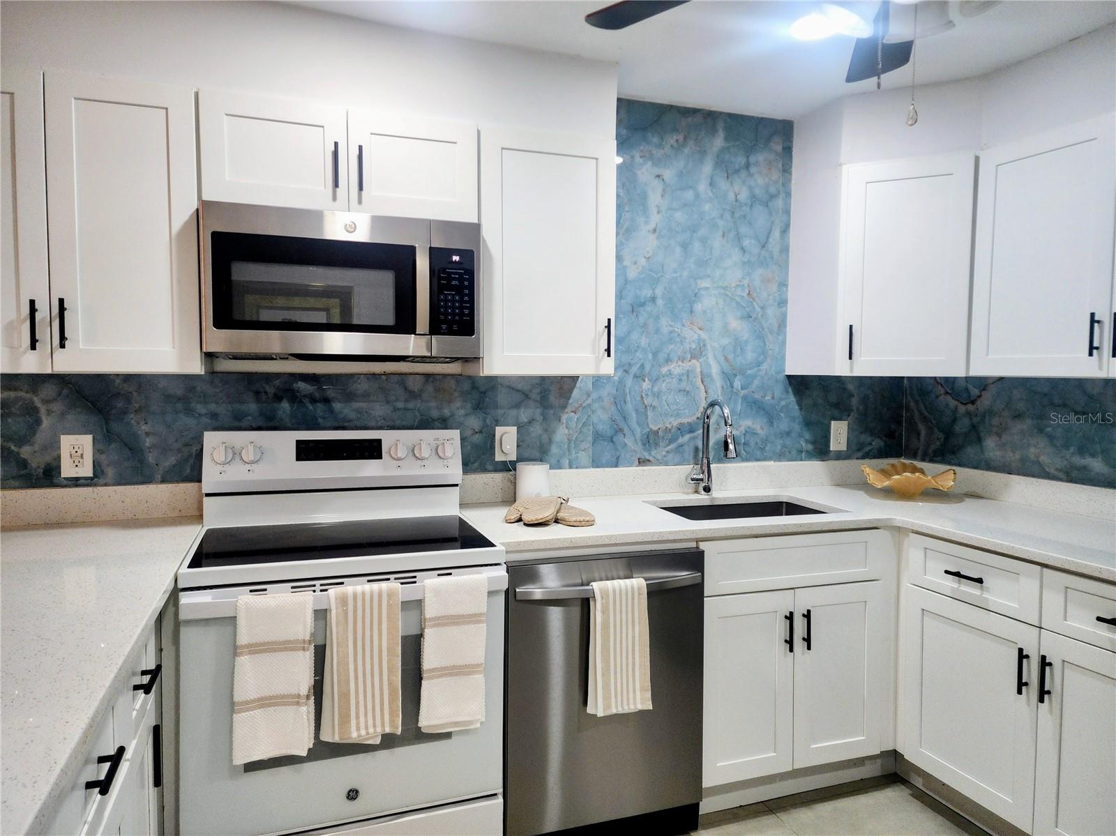 SHOEMAKER IN COLEMANS DAYTONA - Residential Lease