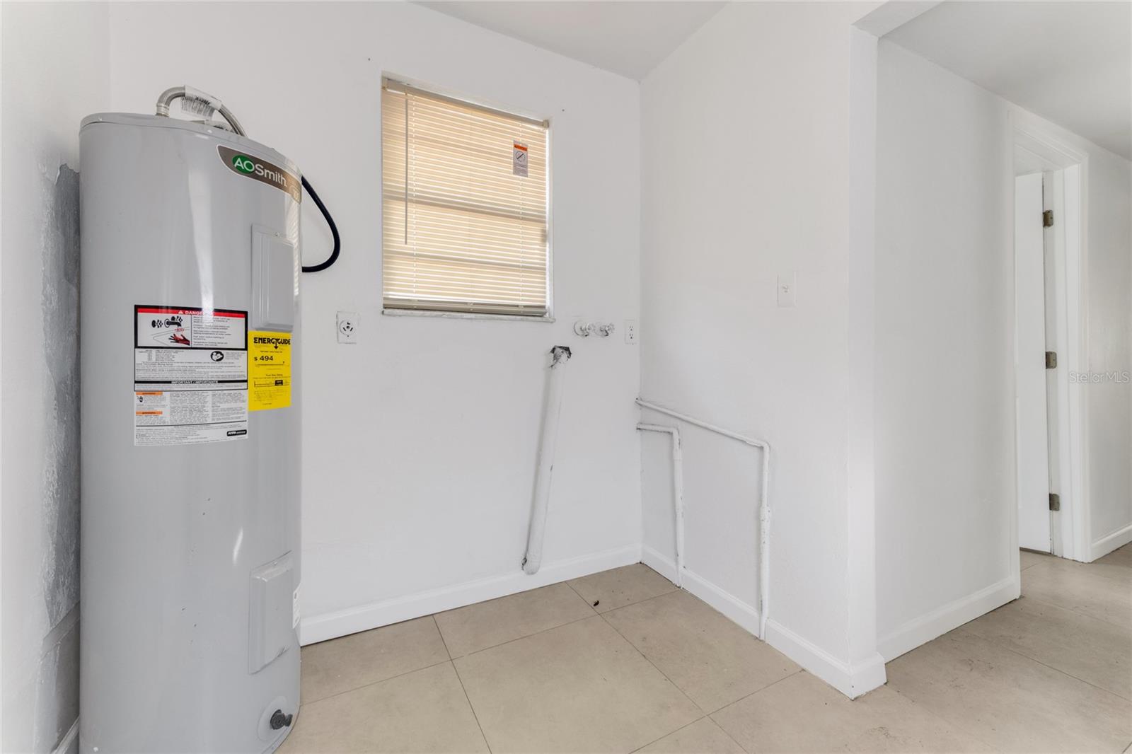 SHOEMAKER IN COLEMANS DAYTONA - Residential Lease