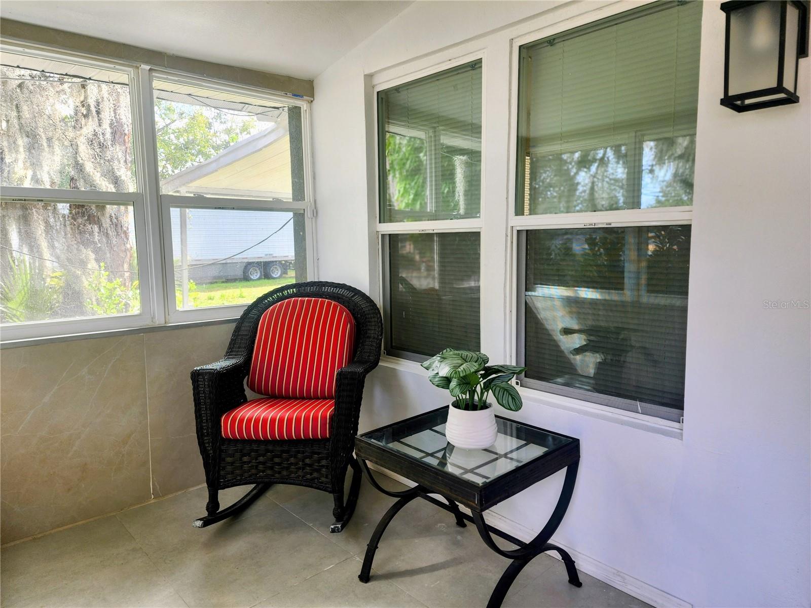 SHOEMAKER IN COLEMANS DAYTONA - Residential Lease