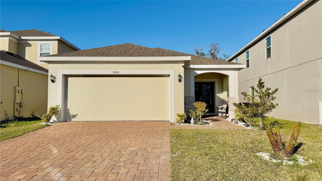 Photo of 5003 Royal Point Avenue, Kissimmee, FL 34746 (MLS # S5146354)