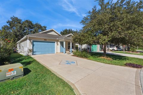 Tiny photo for 25205 Cranes Roost Circle, Leesburg, FL 34748 (MLS # G5105539)