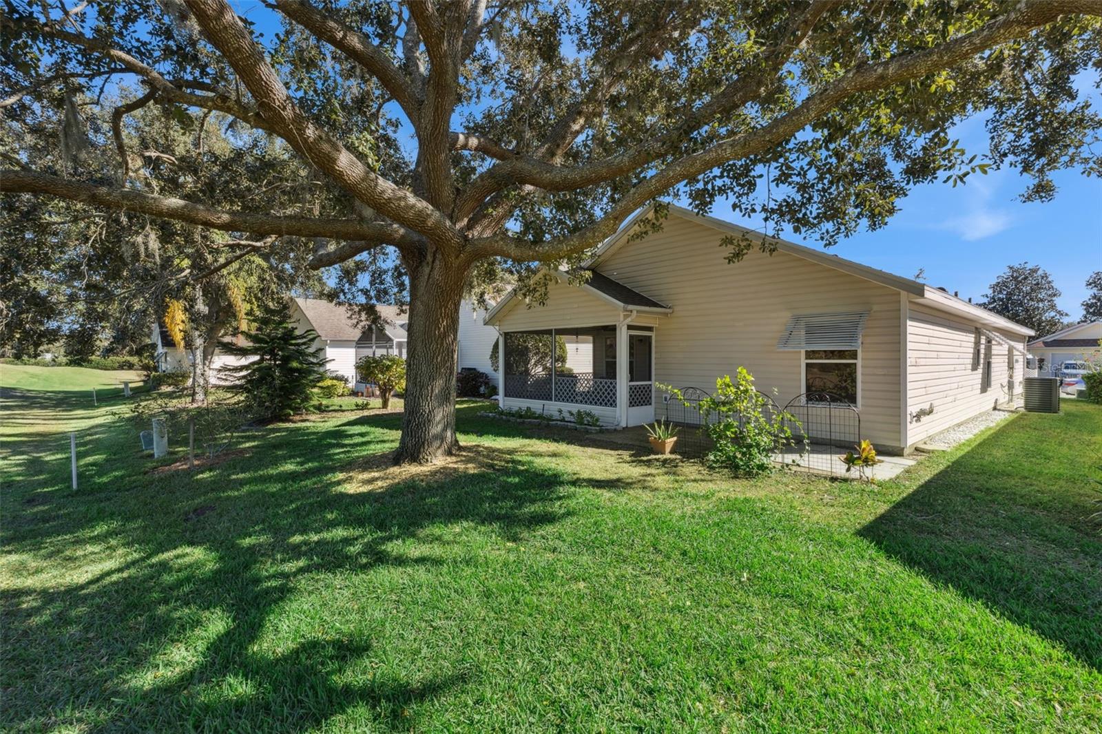 PLANTATION AT LEESBURG GOLFVIEW - Residential