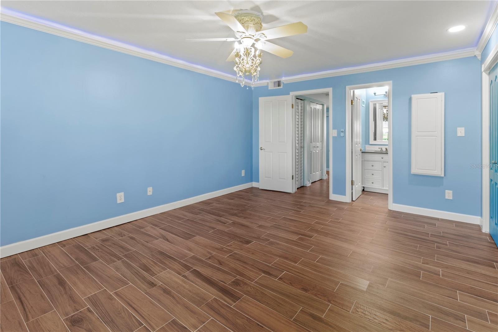 MEADOWCROFT NORTH - Residential