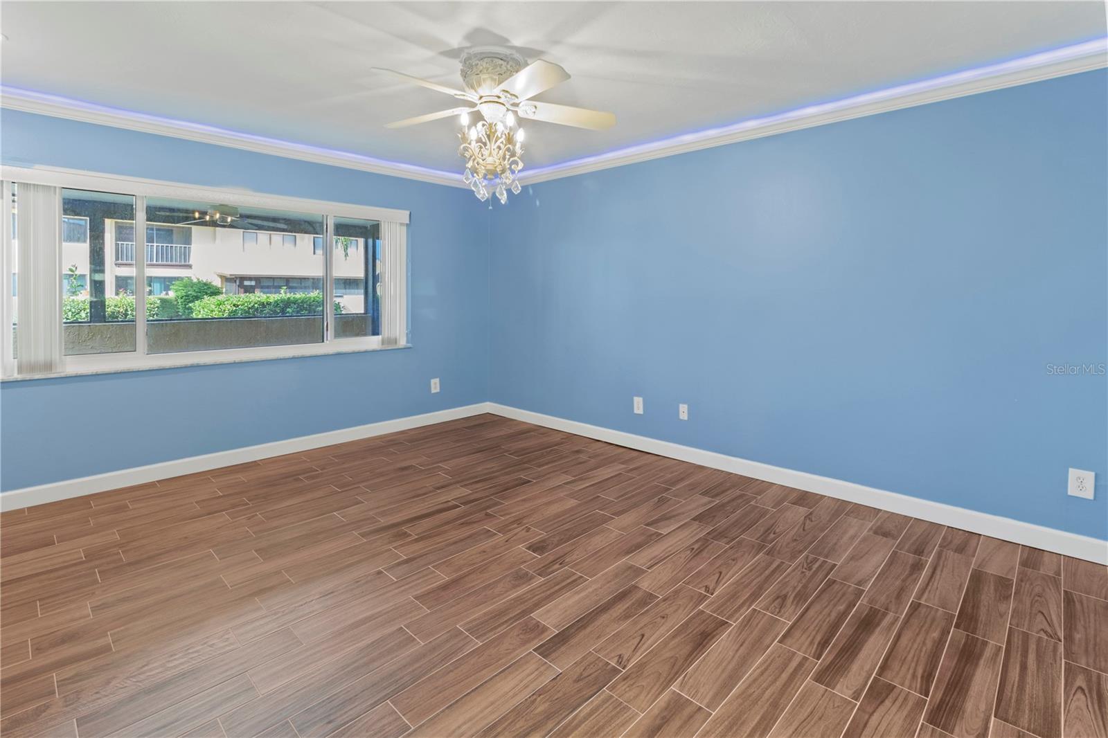 MEADOWCROFT NORTH - Residential