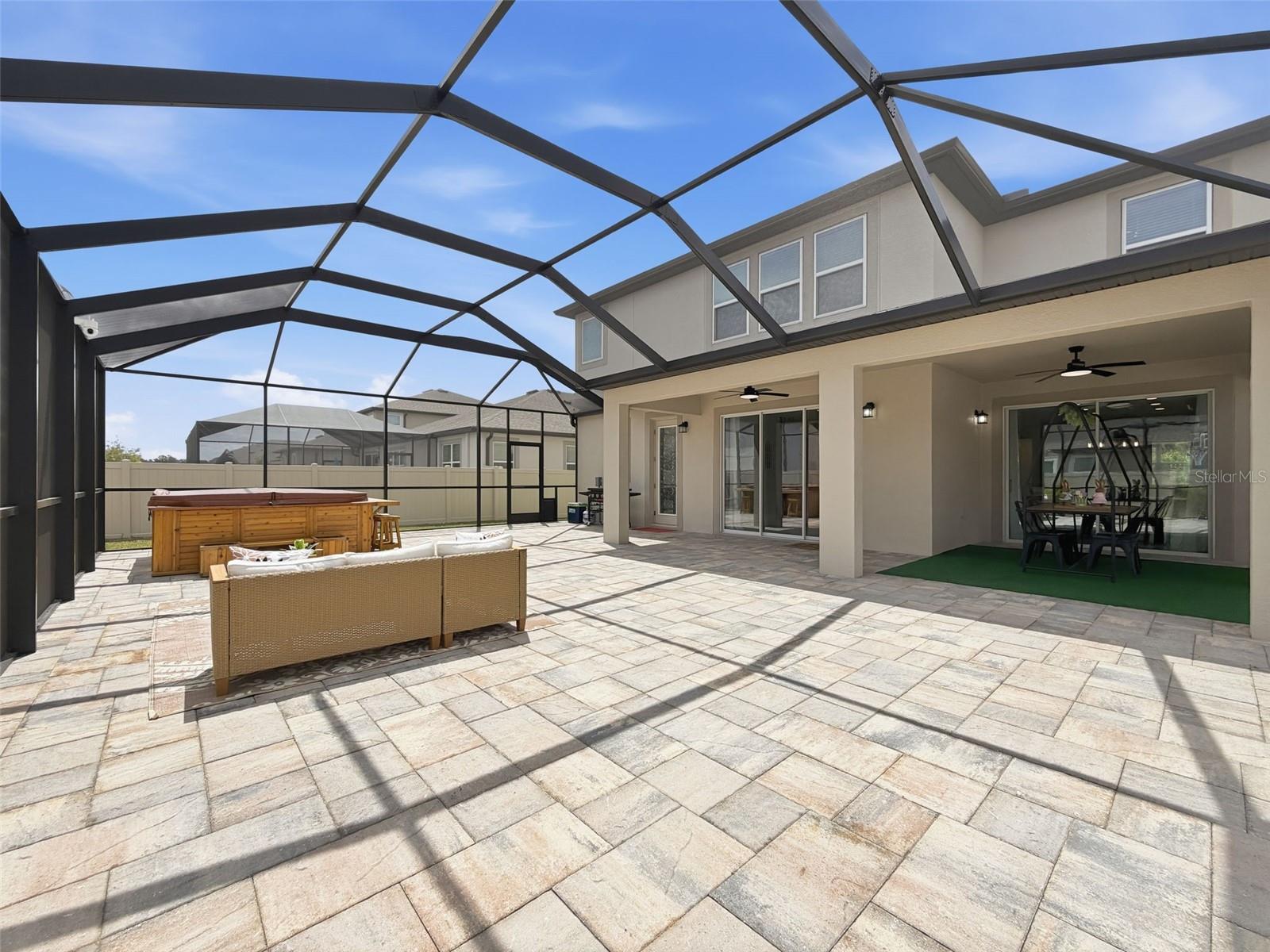 WHISPERING OAKS PRESERVE - Residential