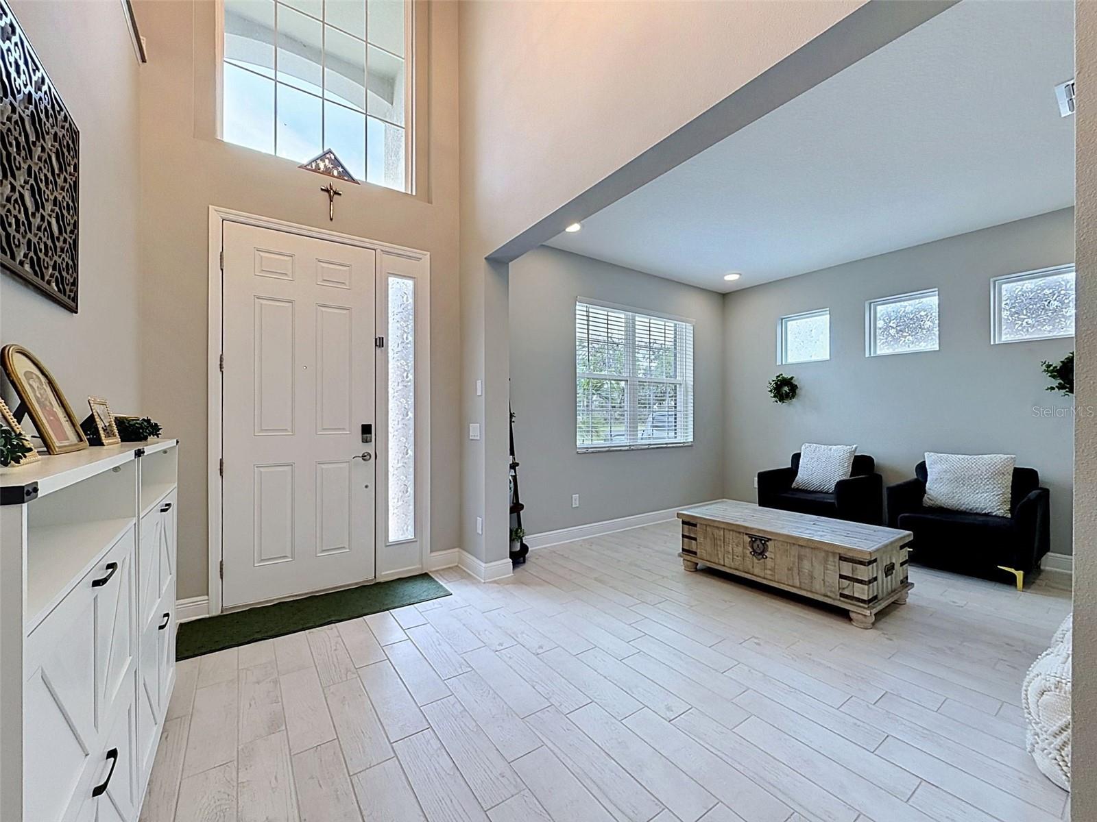 WHISPERING OAKS PRESERVE - Residential