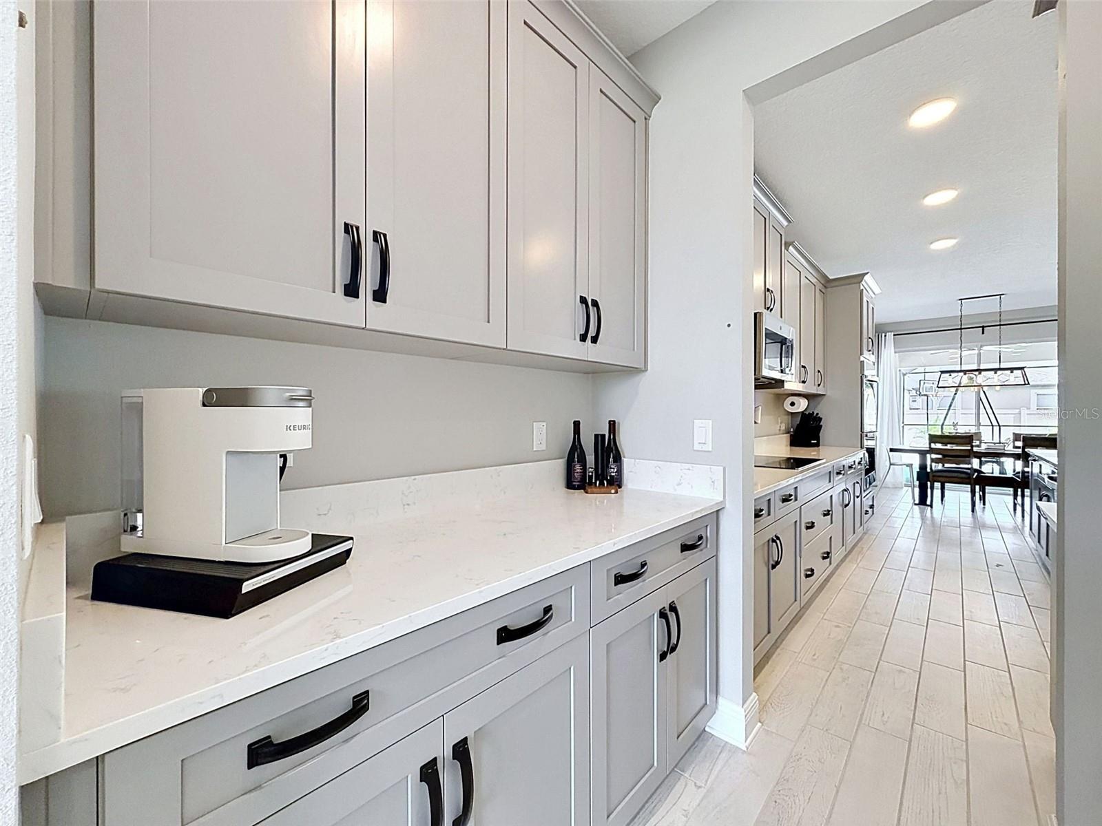 WHISPERING OAKS PRESERVE - Residential