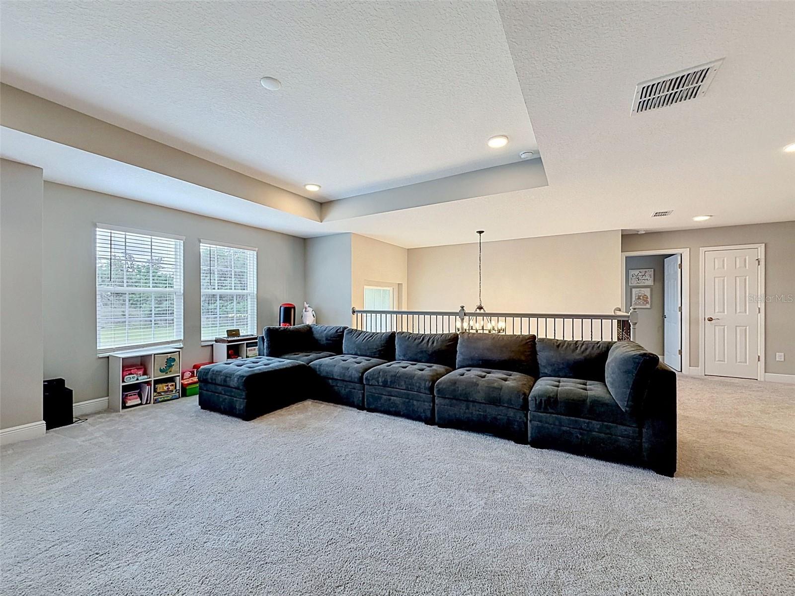 WHISPERING OAKS PRESERVE - Residential
