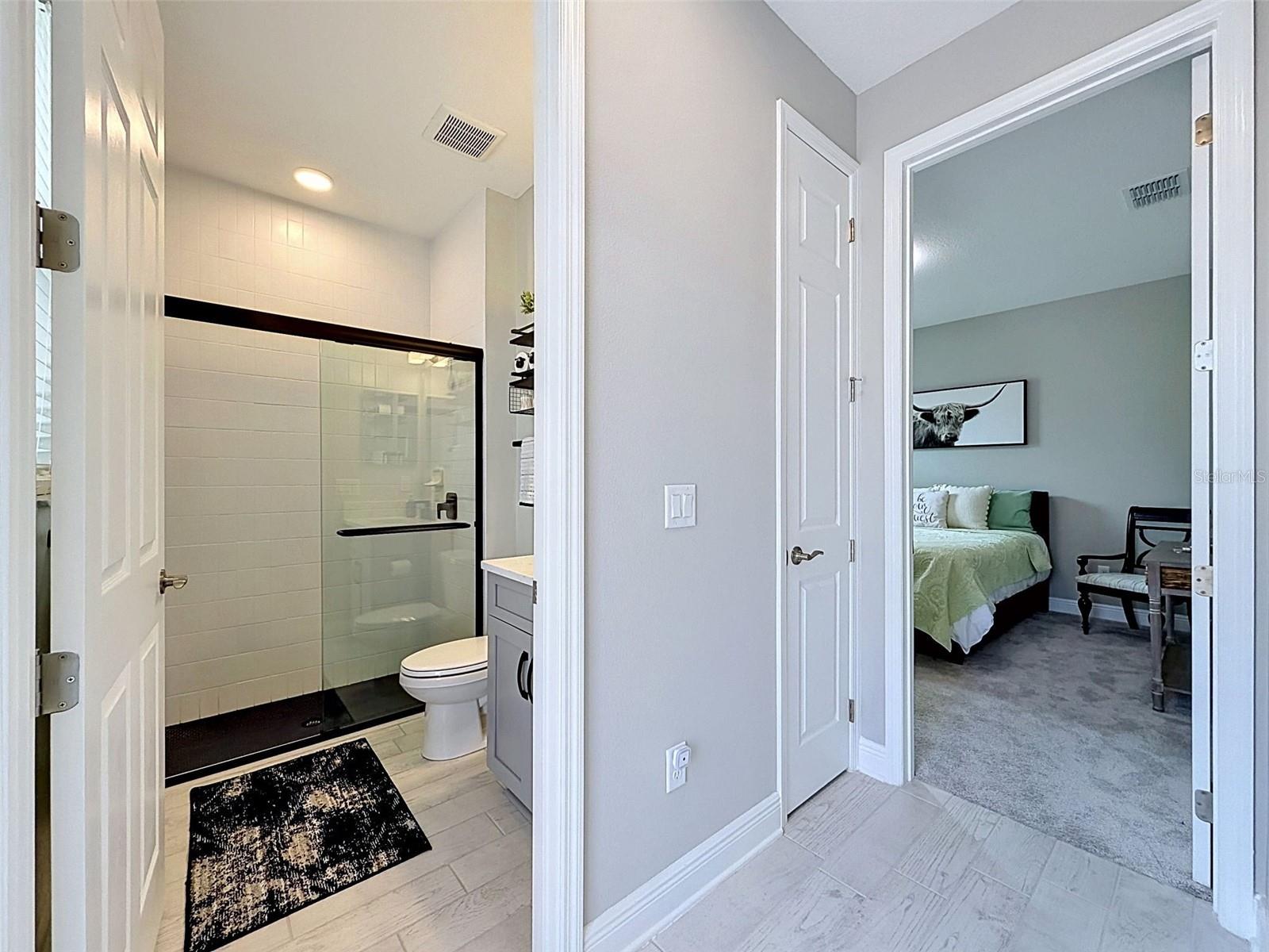 WHISPERING OAKS PRESERVE - Residential