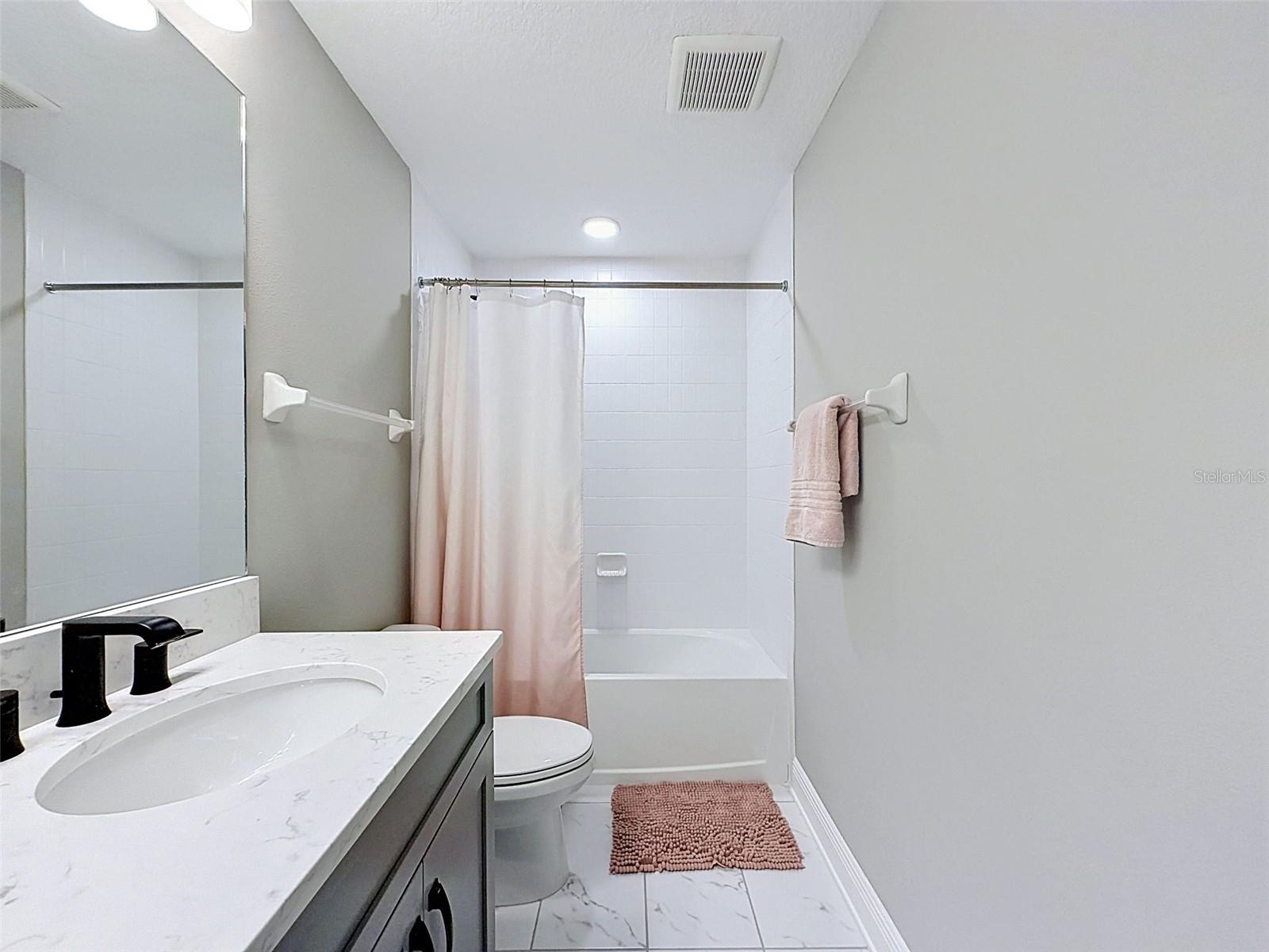 WHISPERING OAKS PRESERVE - Residential