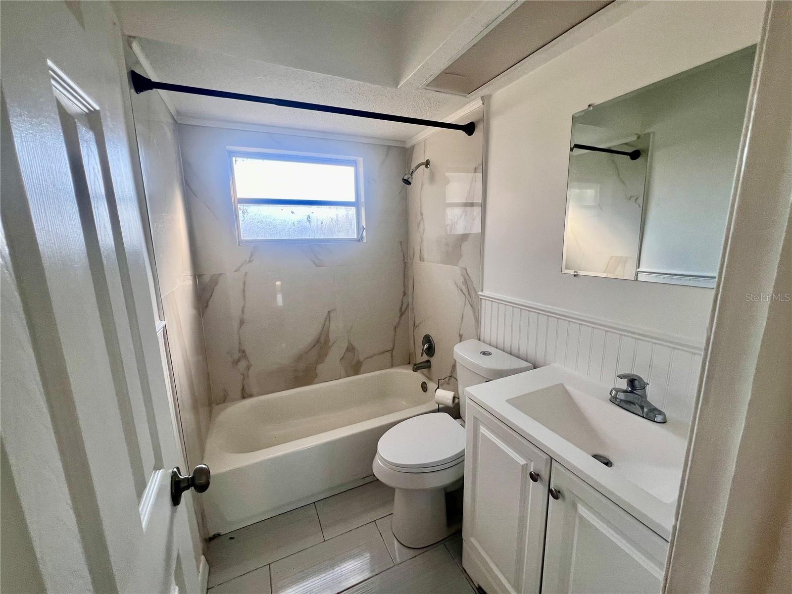 THE LAKES - Residential Lease