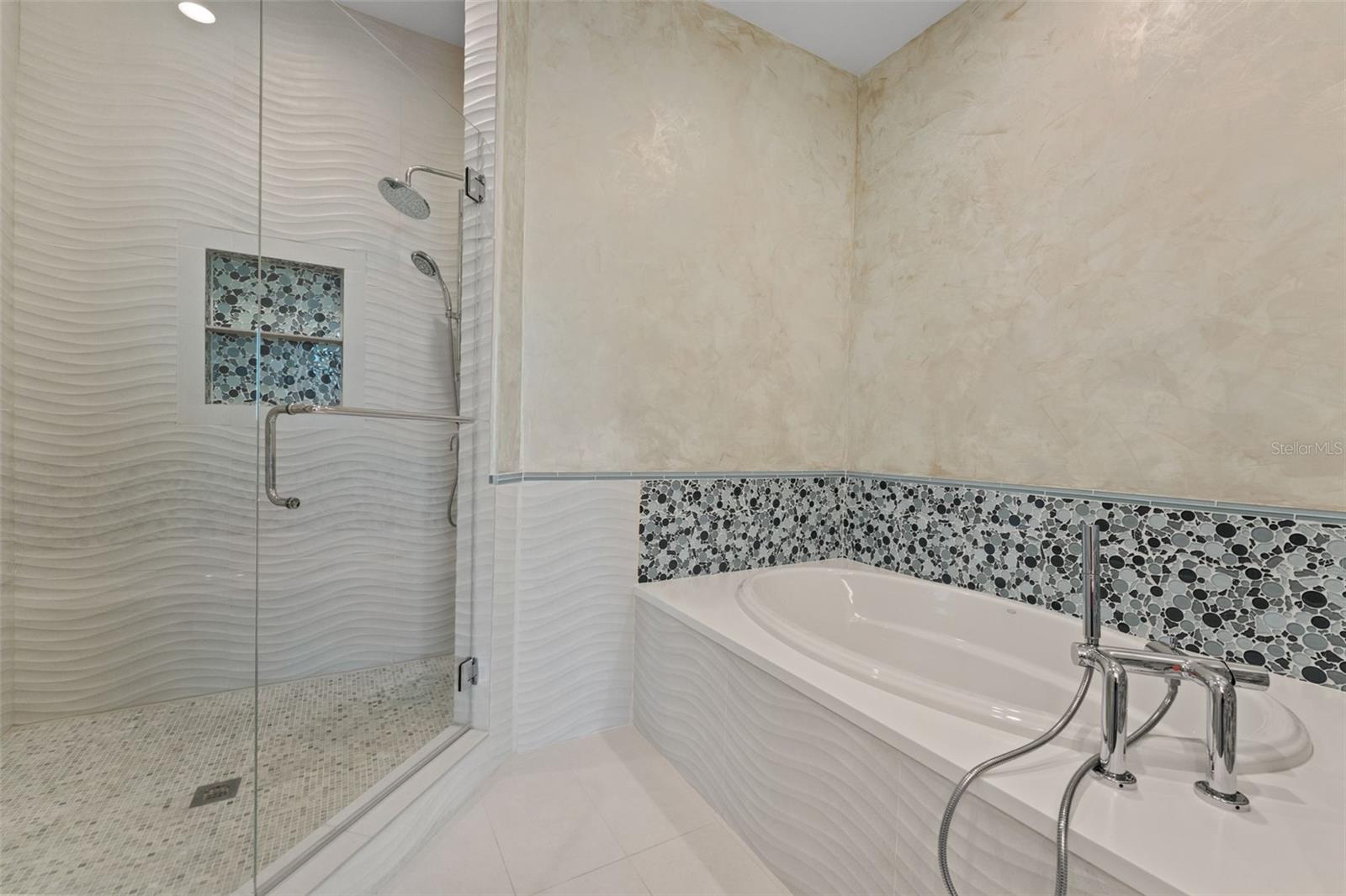 TOWERS OF CHANNELSIDE CONDOMIN - Residential