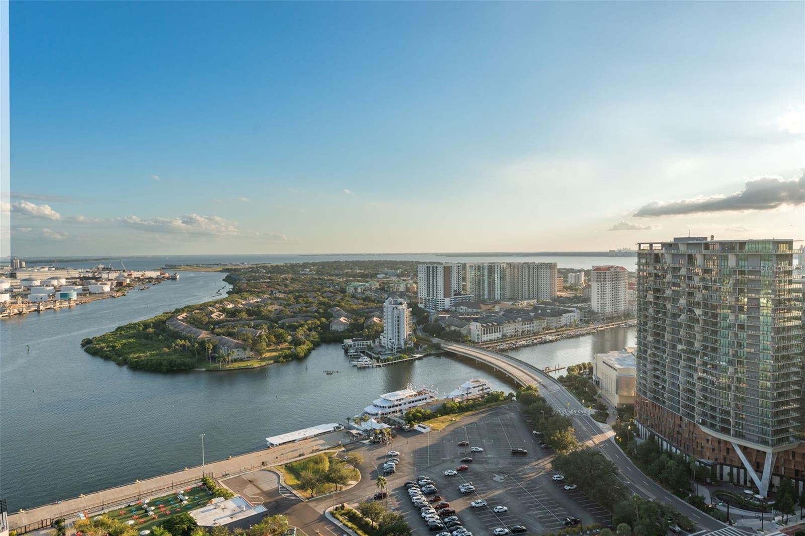 TOWERS OF CHANNELSIDE CONDOMIN - Residential