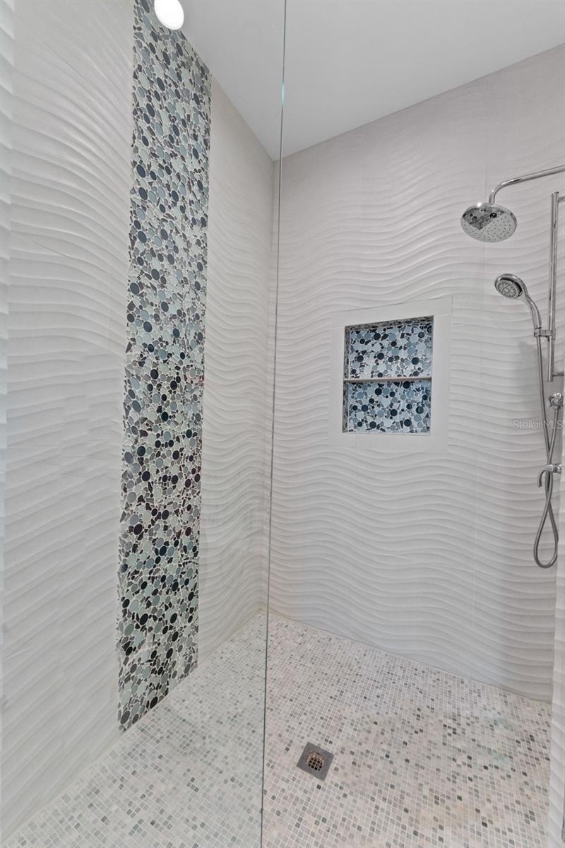 TOWERS OF CHANNELSIDE CONDOMIN - Residential