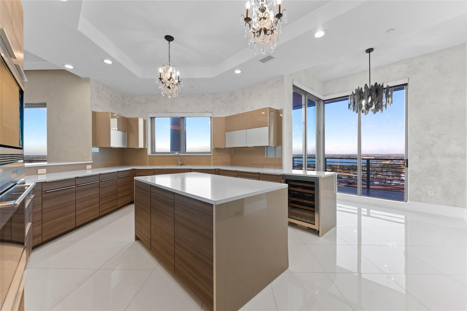 TOWERS OF CHANNELSIDE CONDOMIN - Residential