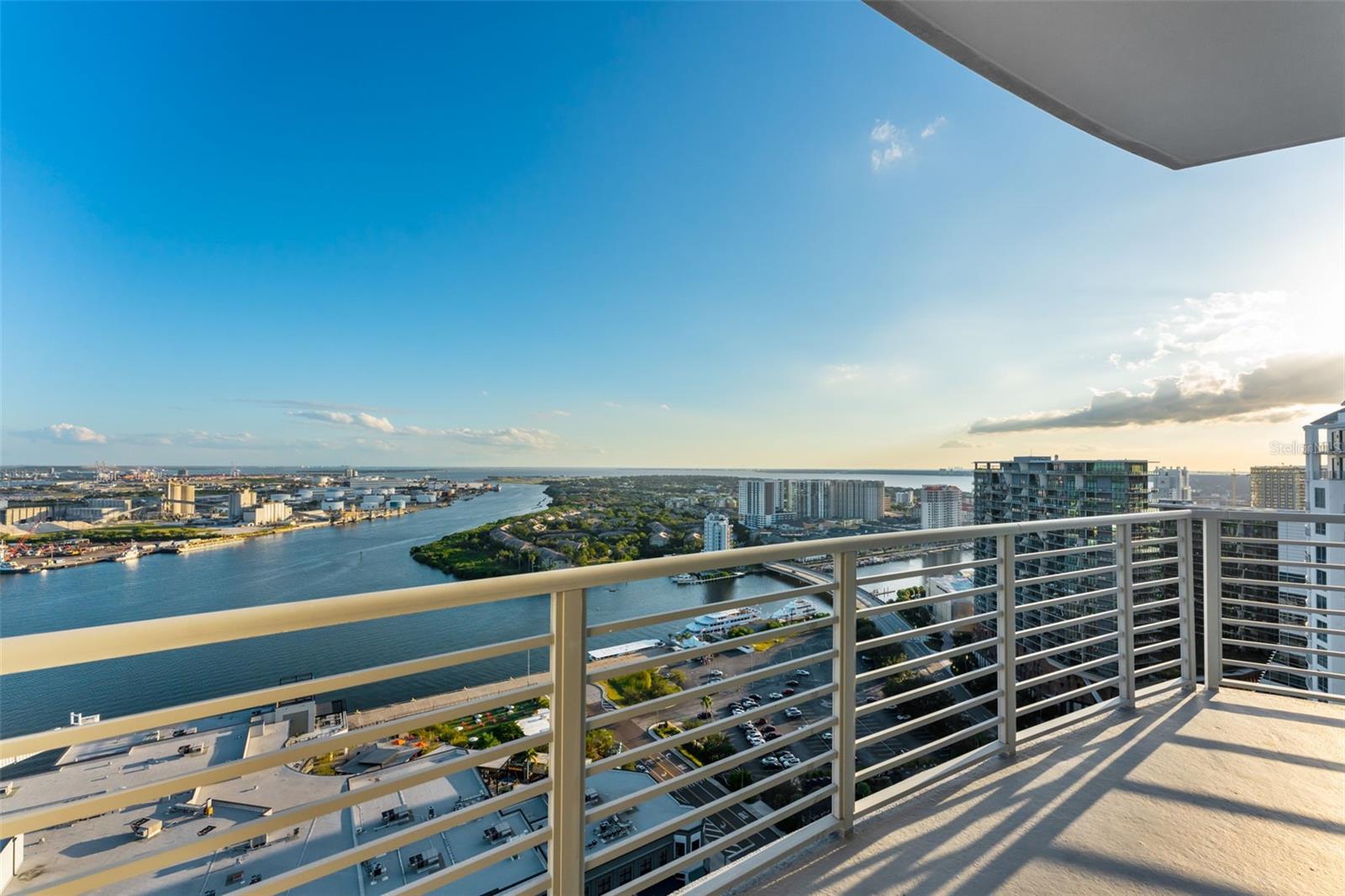 TOWERS OF CHANNELSIDE CONDOMIN - Residential