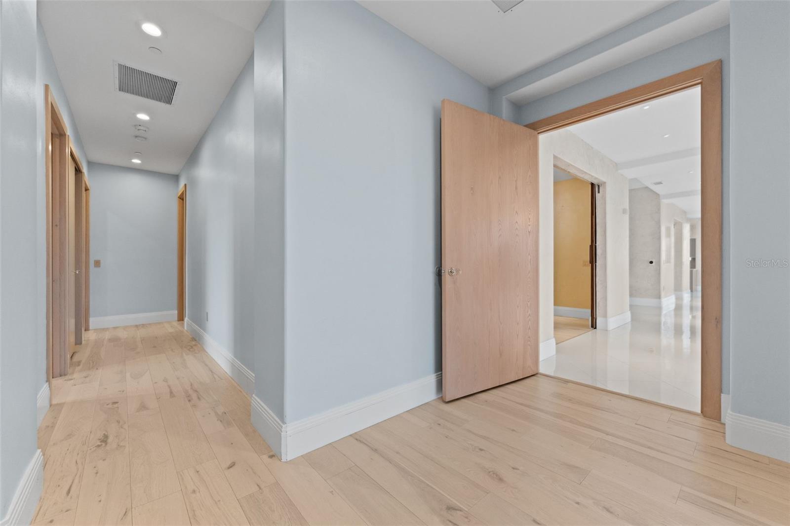 TOWERS OF CHANNELSIDE CONDOMIN - Residential