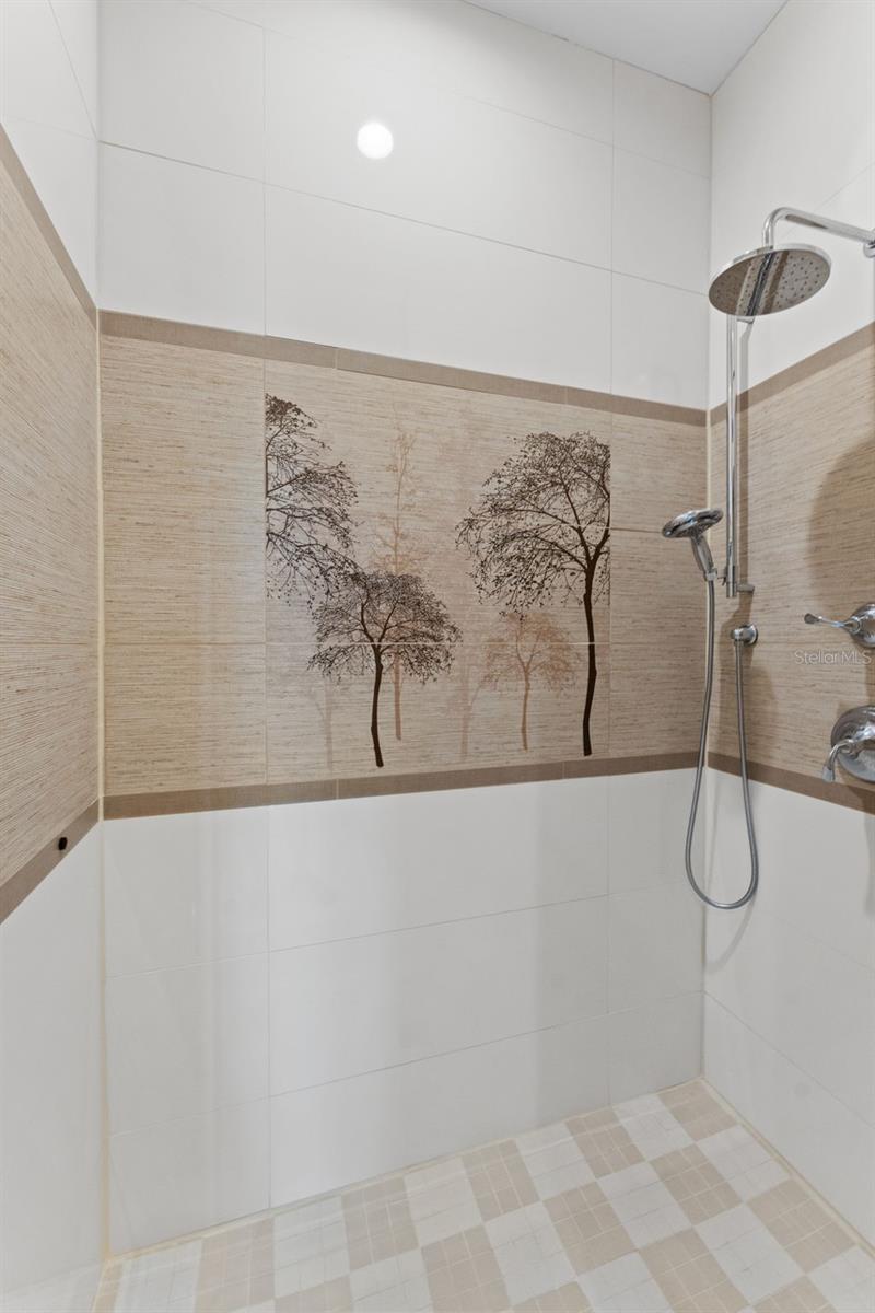 TOWERS OF CHANNELSIDE CONDOMIN - Residential