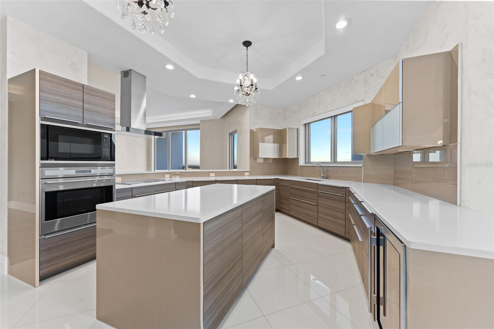 TOWERS OF CHANNELSIDE CONDOMIN - Residential