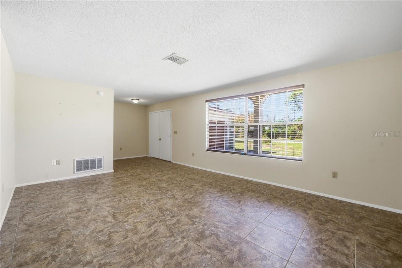 RIVER COUNTRY ESTATES - Residential