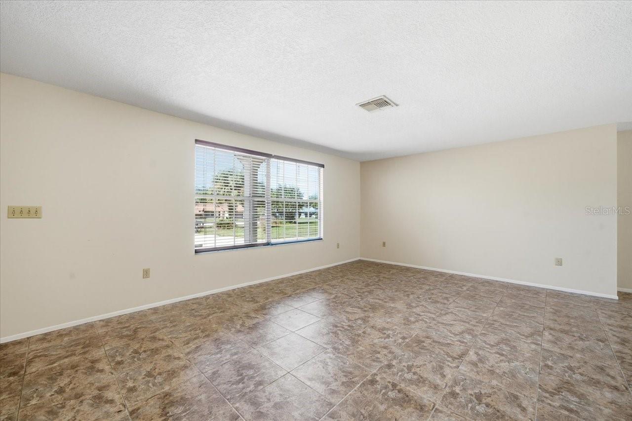 RIVER COUNTRY ESTATES - Residential