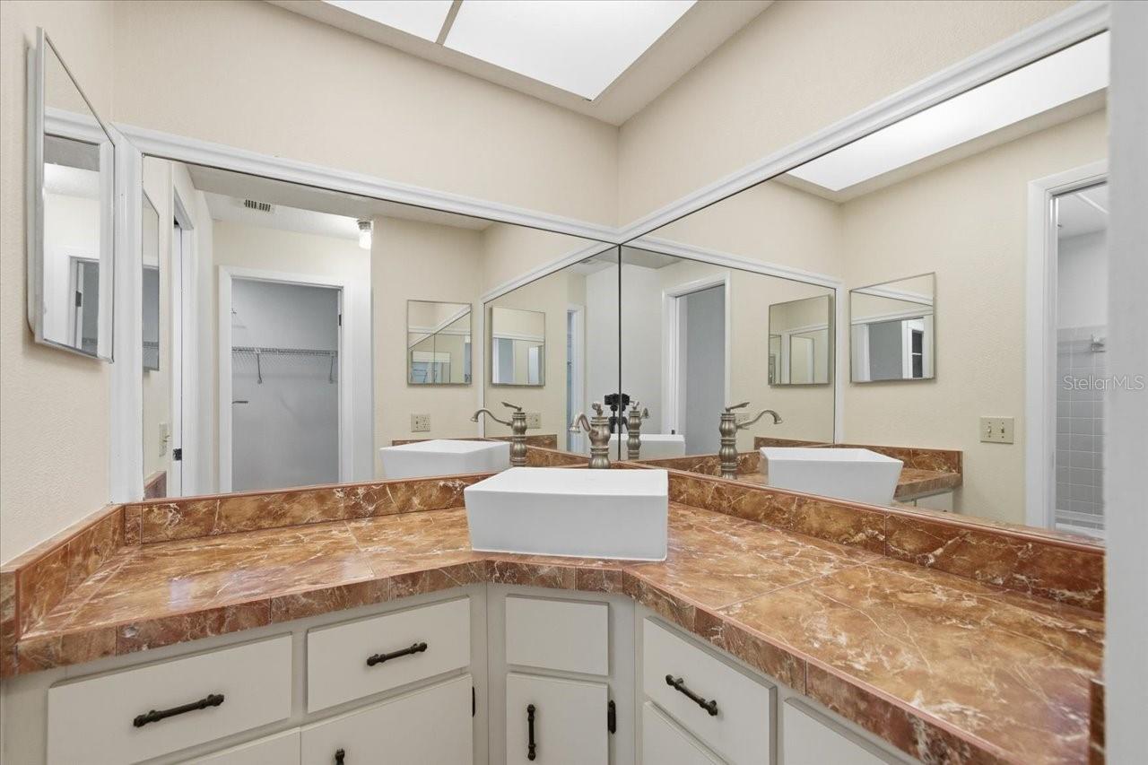 RIVER COUNTRY ESTATES - Residential