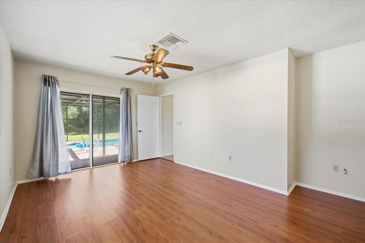 RIVER COUNTRY ESTATES - Residential