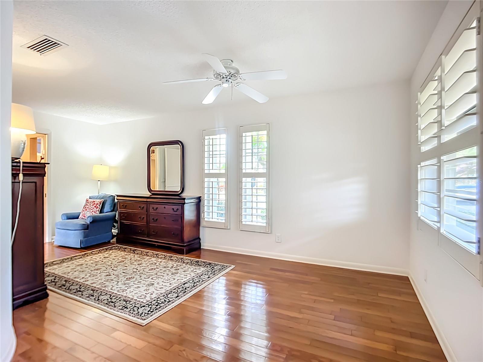 THE COUNTRY CLUB OF SARASOTA - Residential