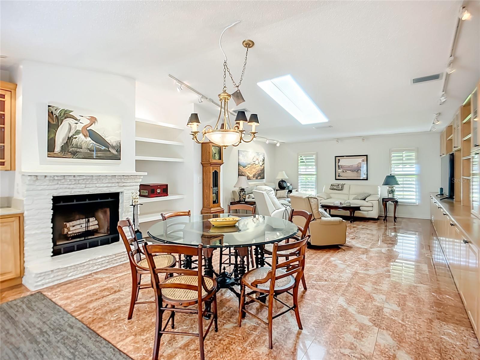 THE COUNTRY CLUB OF SARASOTA - Residential