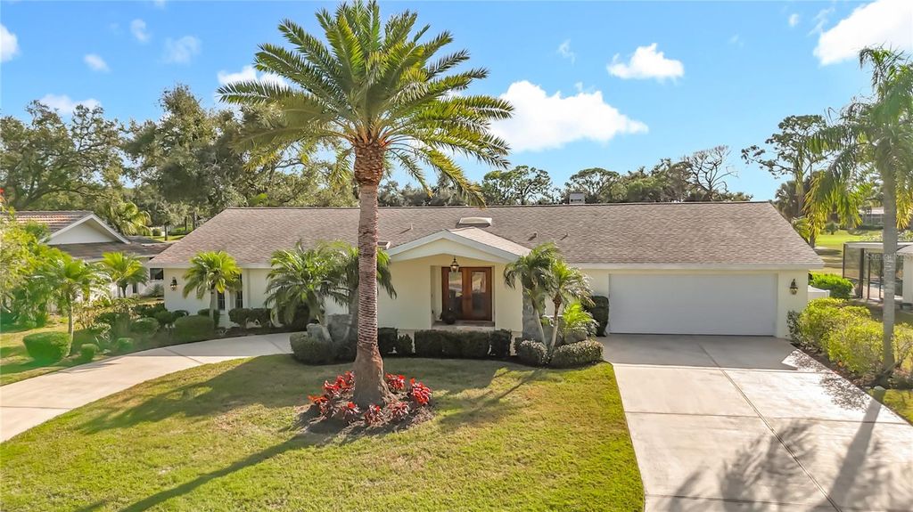 Photo of 3870 Torrey Pines Boulevard, Sarasota, FL 34238 (MLS # A4677944)